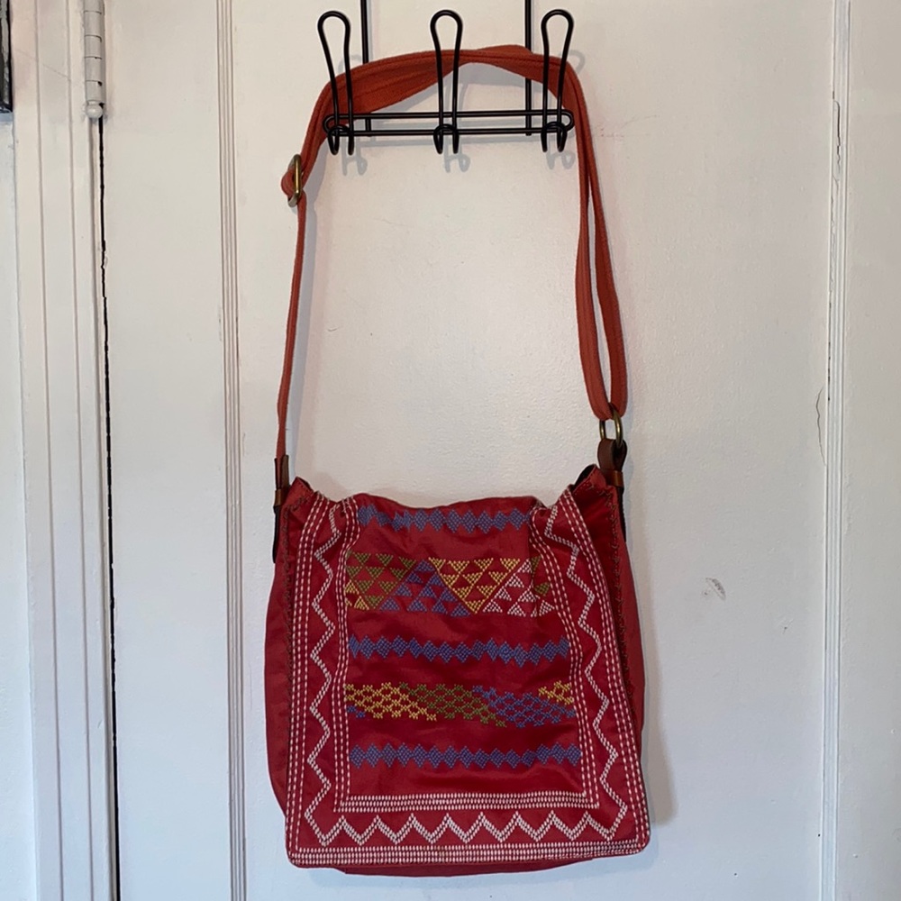 Lucky Brand embroidered messenger hobo cotton crossbody bag